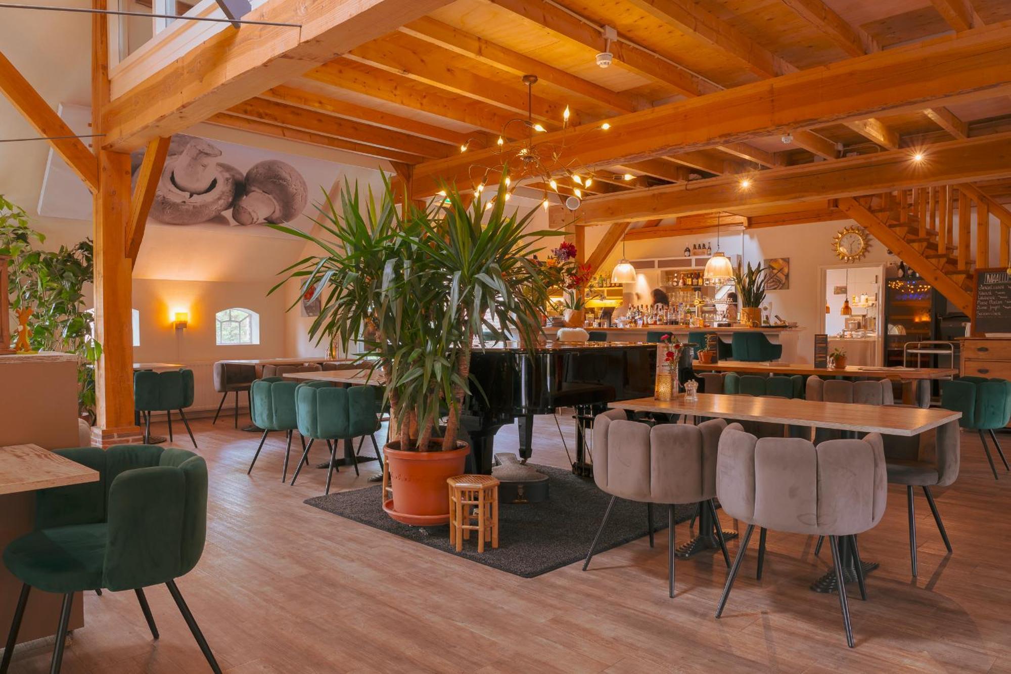 Landhotel ディーフェル エクステリア 写真
